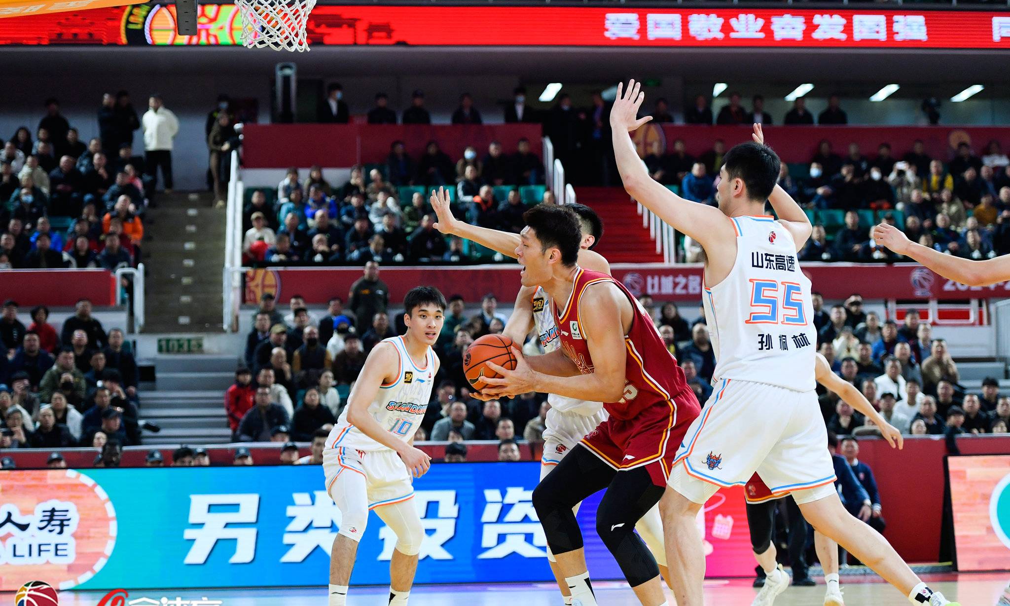 关于浙江男篮临场发挥不佳，惜败强敌的信息